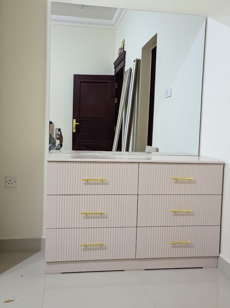 New dressing table available. - 6