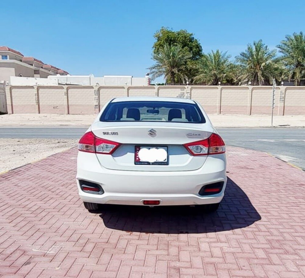 Suzuki Ciaz 2023 - 4