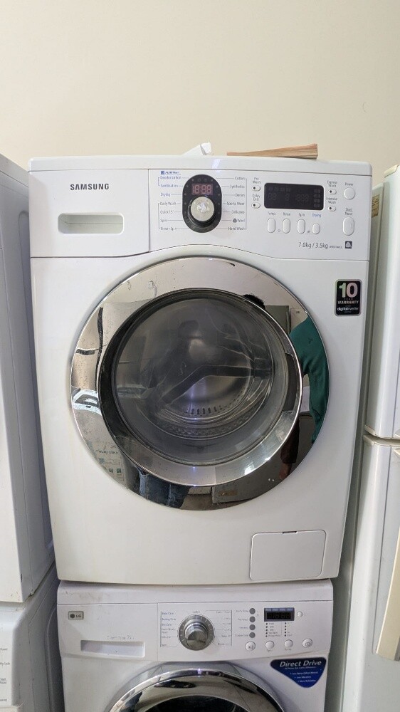 Samsung washing machine two in one - 1