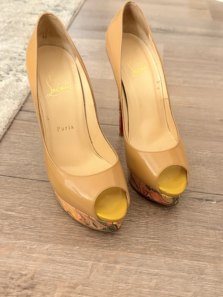 Authentic Christian Louboutin heels - 3