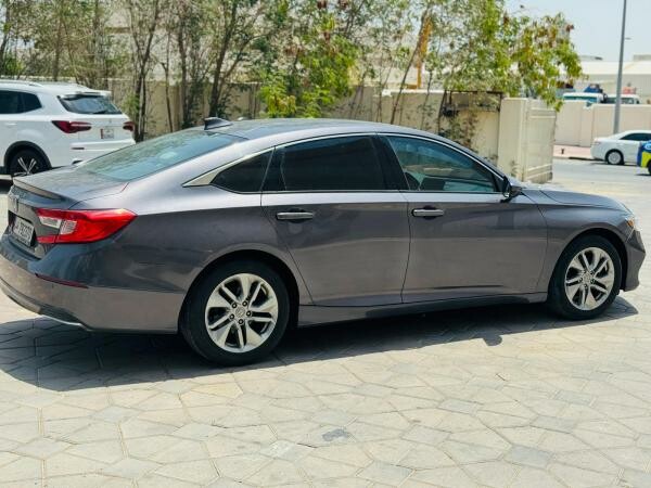 For sale: Honda Accord, 2019 - 4