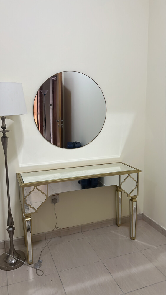 Console table - 1