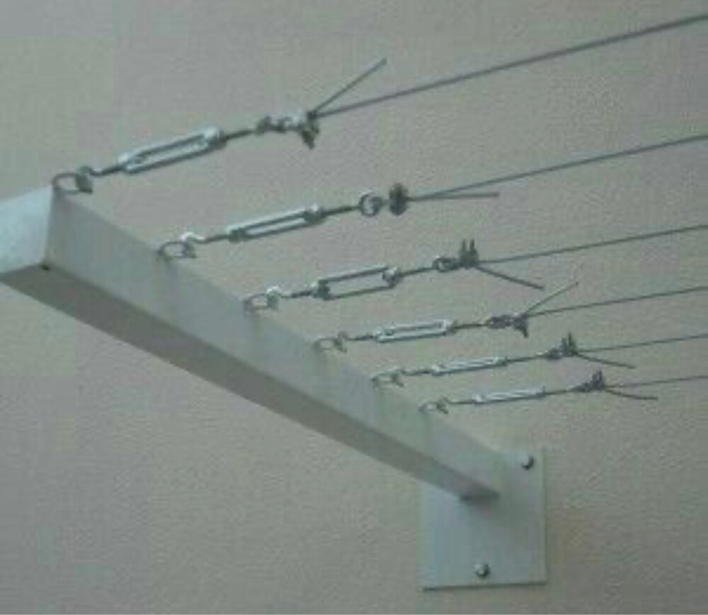 Laundry spreader - 1