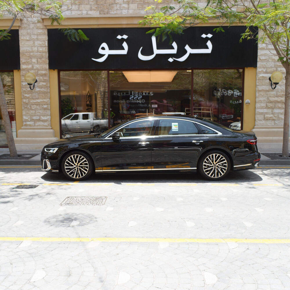 اودي ايه 8 ال كواترو 2025 - 3