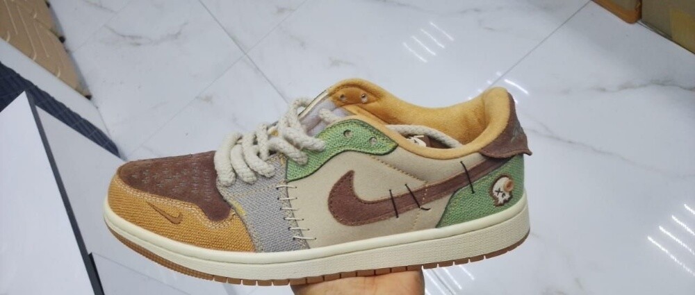 Nike - 2