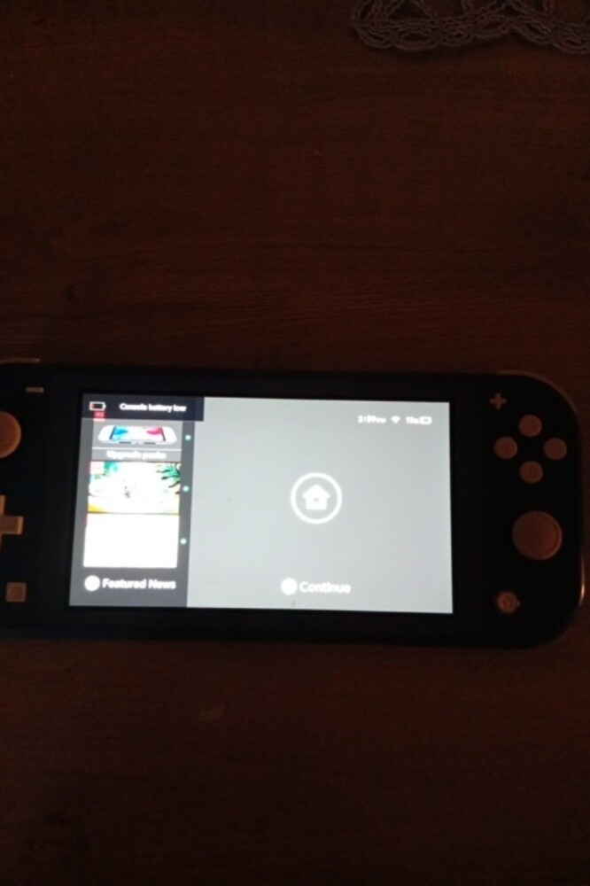 Dark blue Nintendo switch lite - 3