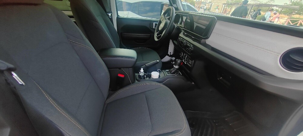 Selling Jeep Wrangler sport - 11