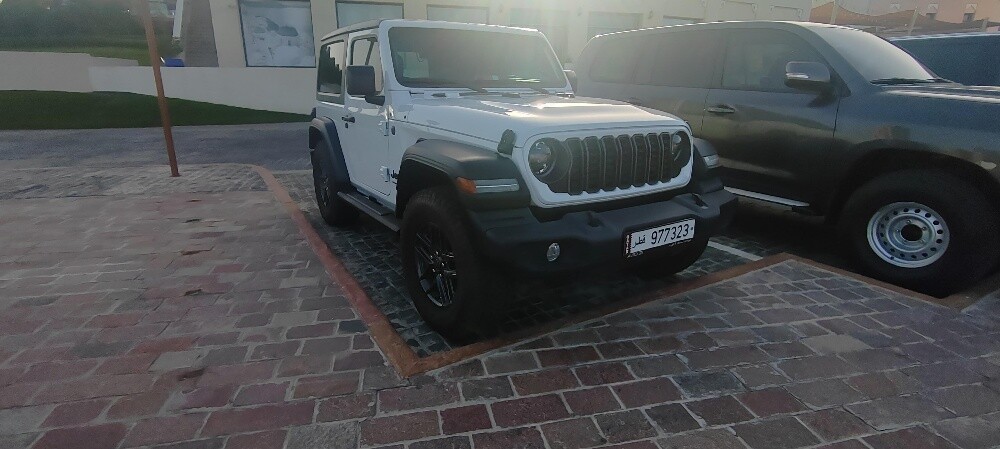 Selling Jeep Wrangler sport - 2