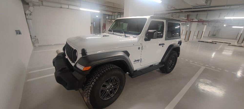 Selling Jeep Wrangler sport - 4