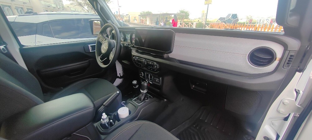 Selling Jeep Wrangler sport - 12