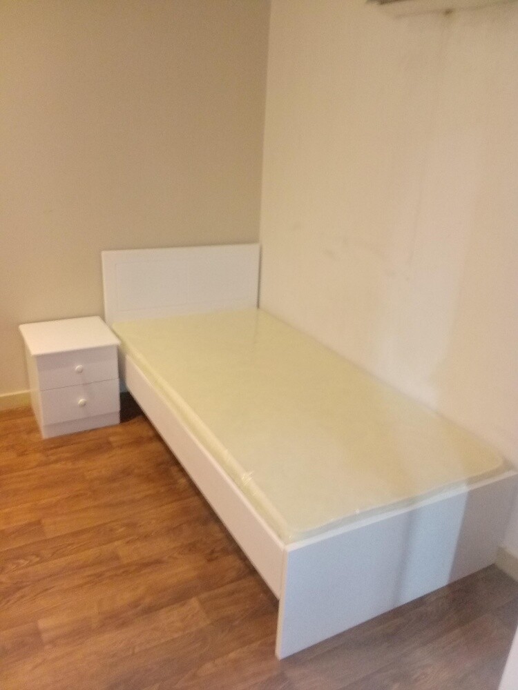 new wooden single bedroom set - 4