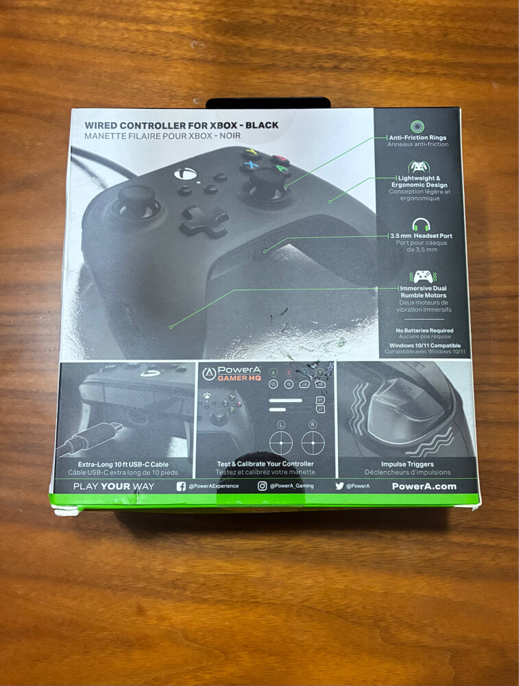 Xbox controller (New) Wired - 2