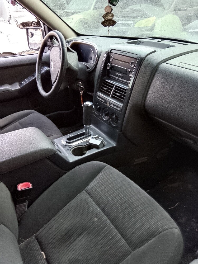 Ford Explorer 2009 (spare parts) - 5