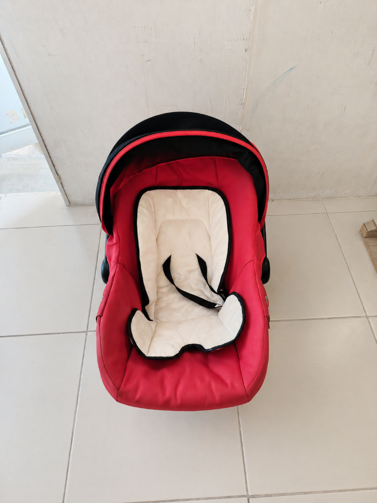 Baby Car Seat – Good Condition - 2