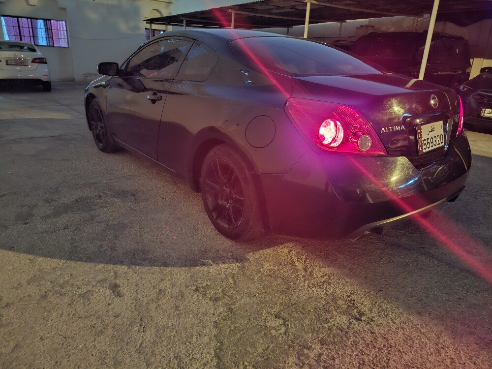 altima nissan - 1