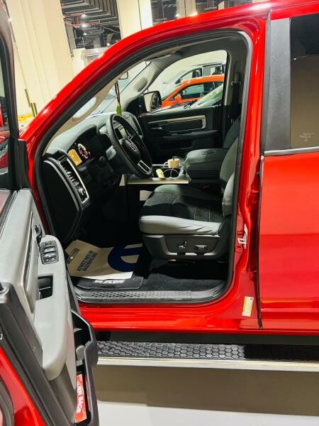 For Sale: Dodge Ram 2019  Excellen - 3