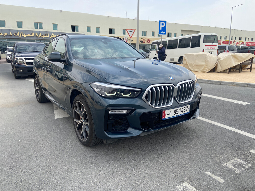 BMW 2022 X6 Blue - 4