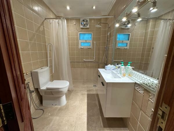 Villa 4 Sale with Premium location - 11
