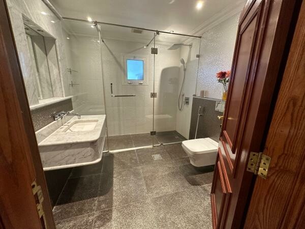 Villa 4 Sale with Premium location - 14
