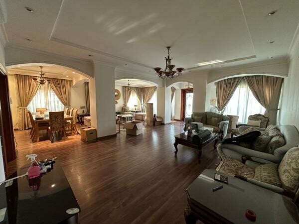 Villa 4 Sale with Premium location - 8