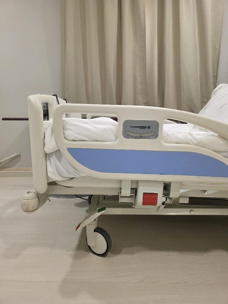 Hamad Hospital Bed - 4