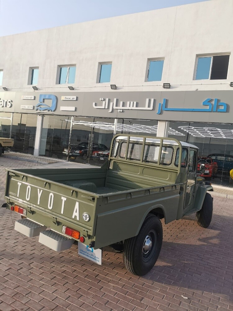 Toyota Land Cruiser - 2