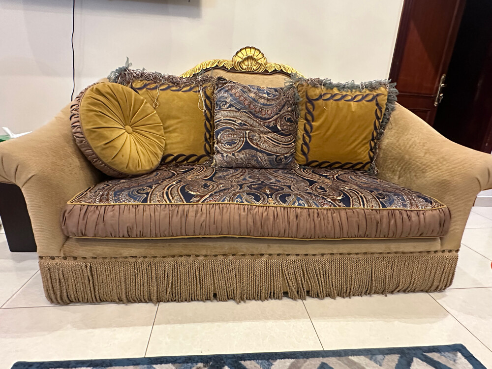  sofa very good condition  - 2