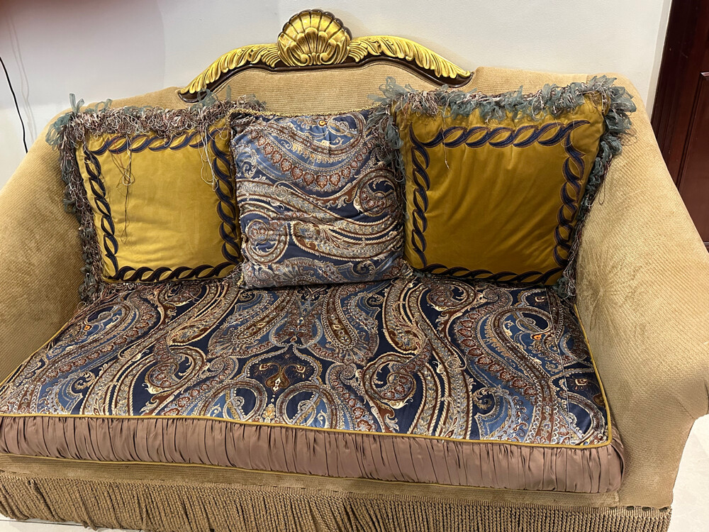  sofa very good condition  - 4