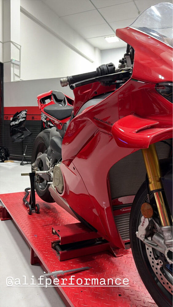 Ducati v4s 2025 - 4