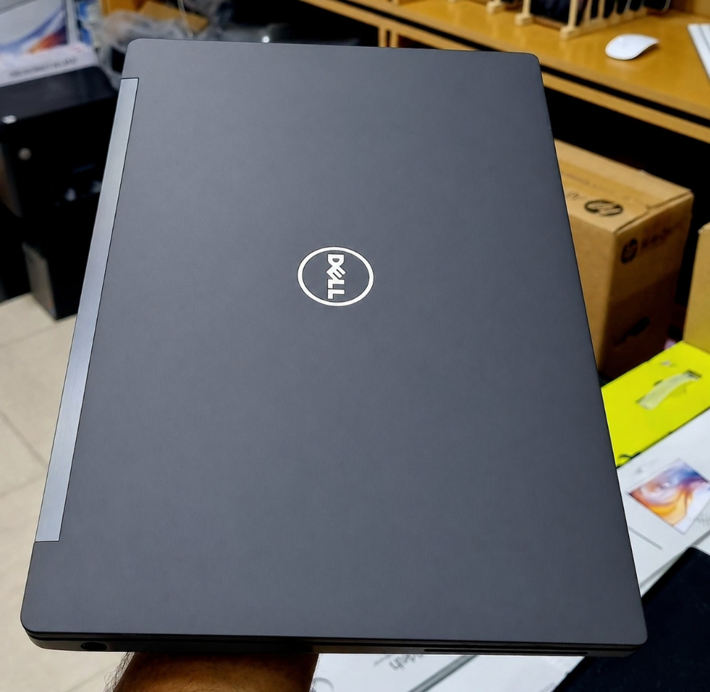 DELL LATITUDE E7270 - 2
