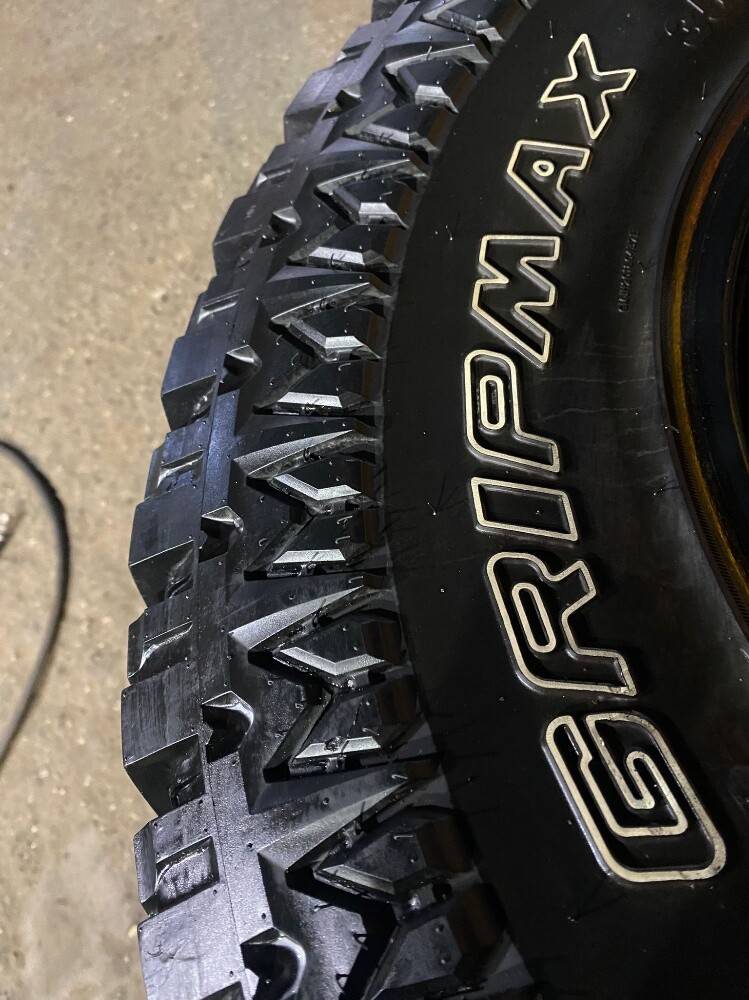 35/12/50/17" tire full fresh - 4