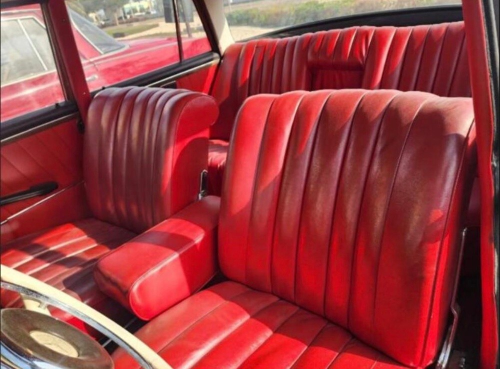 classic Mercedes - 4