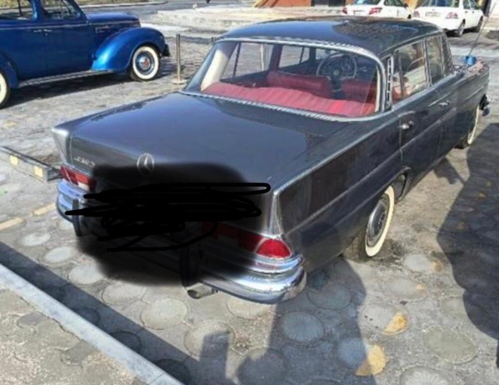 classic Mercedes - 2