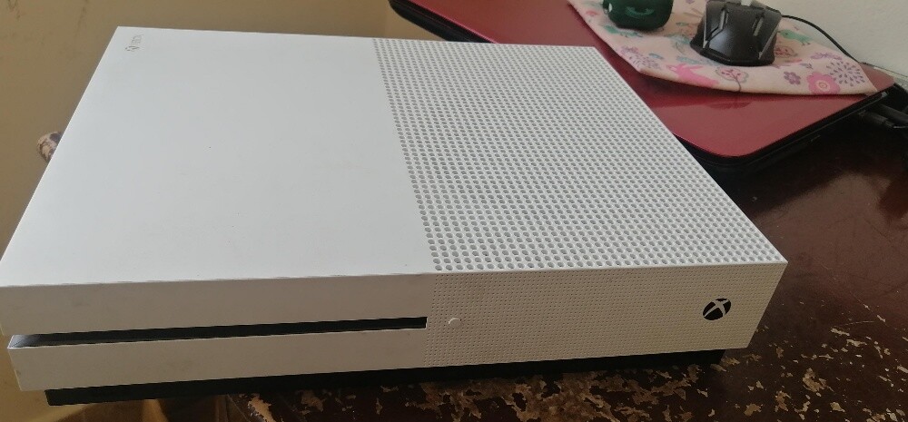 xbox one s - 2