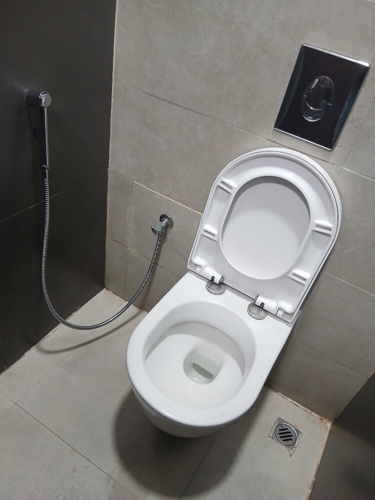٣٠ سنه خبره اعما ل سباكه  تاسيس و - 1
