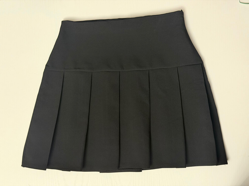 Women’s Mini Pleated Skirt (Black) - 1