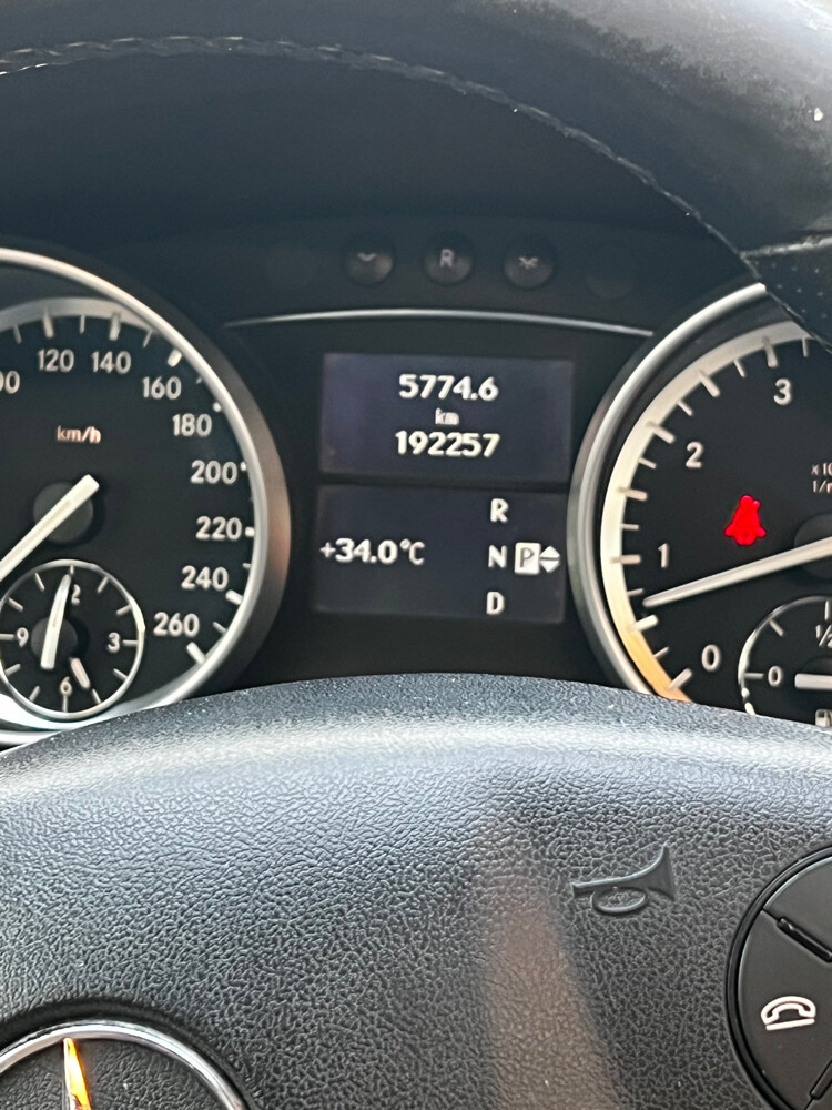 Mercedes Benz ML 500 Grand Edition - 6