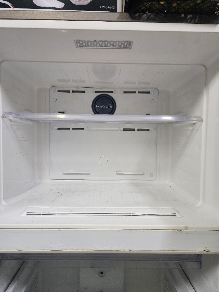 Samsung refrigerator in good condit - 3