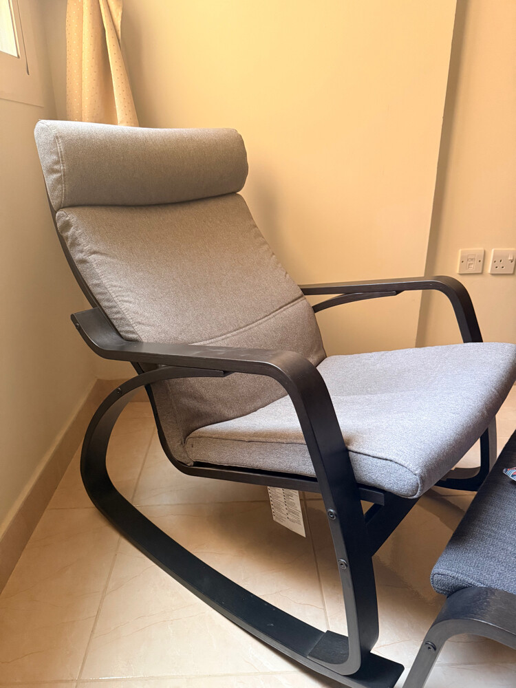Rocking chair + Footstool - 4