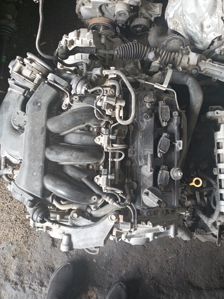 Nissan maxima 4 cylinder engine - 1