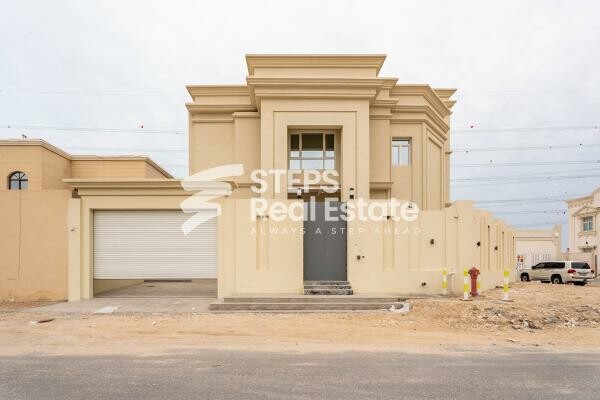 Luxury Villa for Sale in Al Wukair - 2