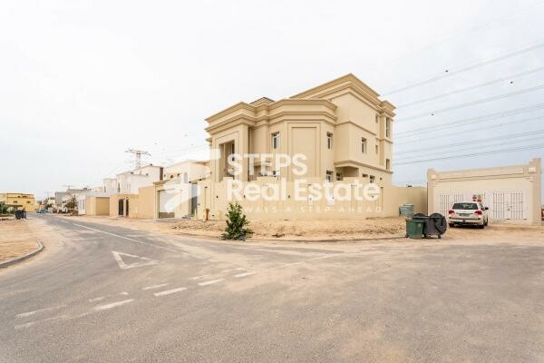Luxury Villa for Sale in Al Wukair - 8