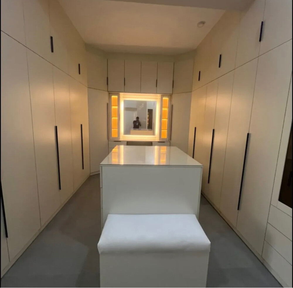 Carpenter & Aluminum Glass Work - 9