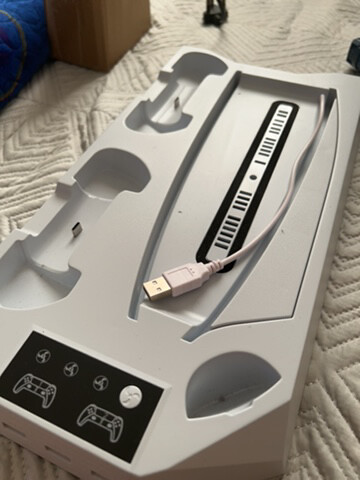 ps5 holder+ controller charge - 1