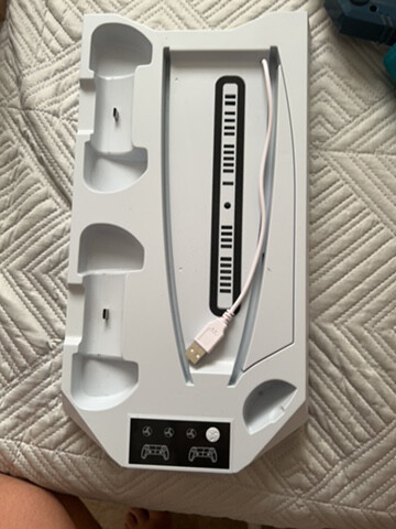 ps5 holder+ controller charge - 4