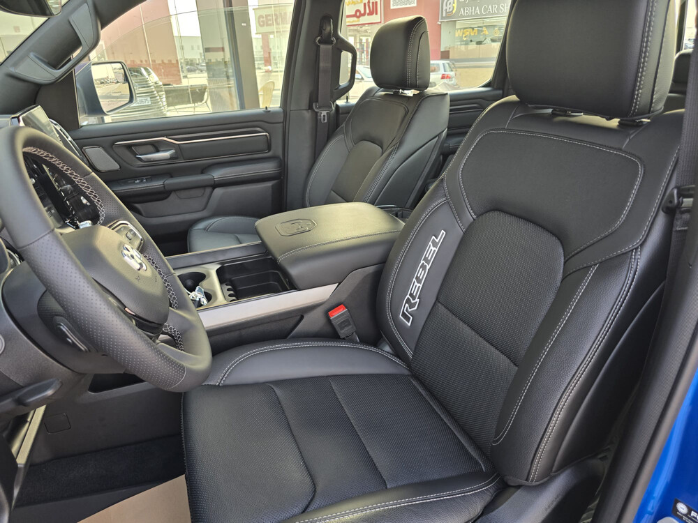 2025 Dodge Ram Rebel 0 km - 9