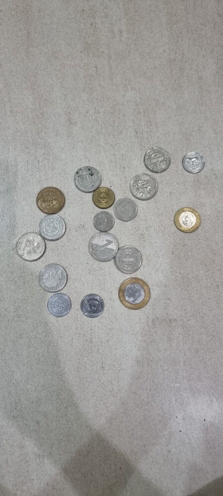 coins, fom 41 countries over 300+ - 25