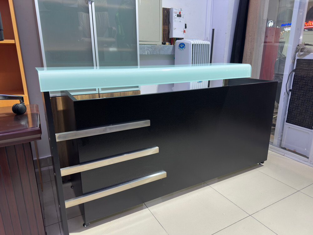Office Furniture Selling — 33087737 - 1