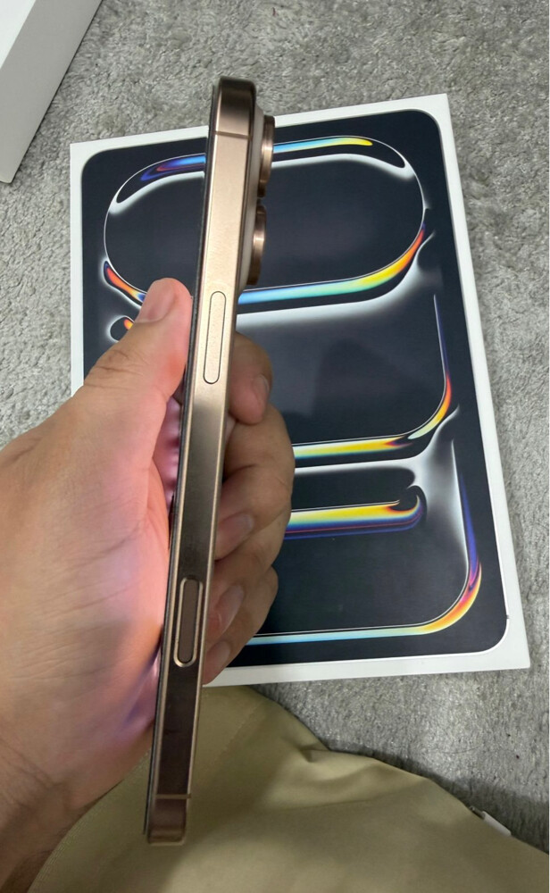 16 pro max 256 Gb - 5