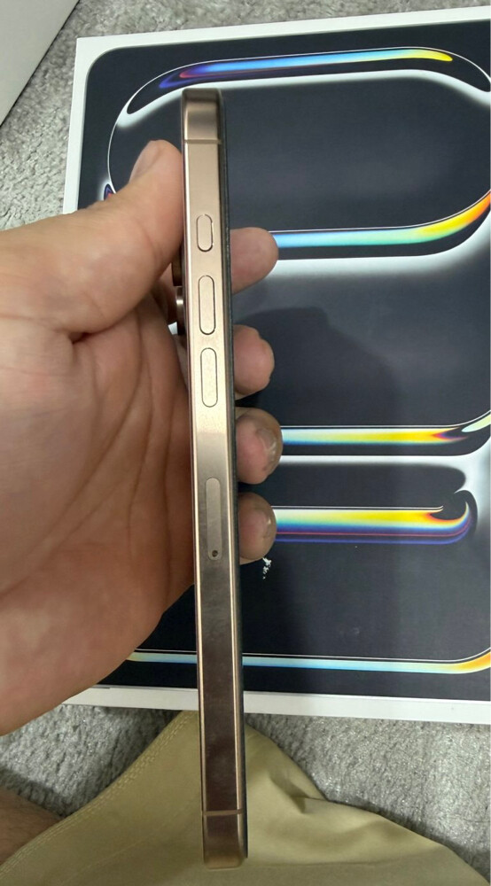 16 pro max 256 Gb - 6